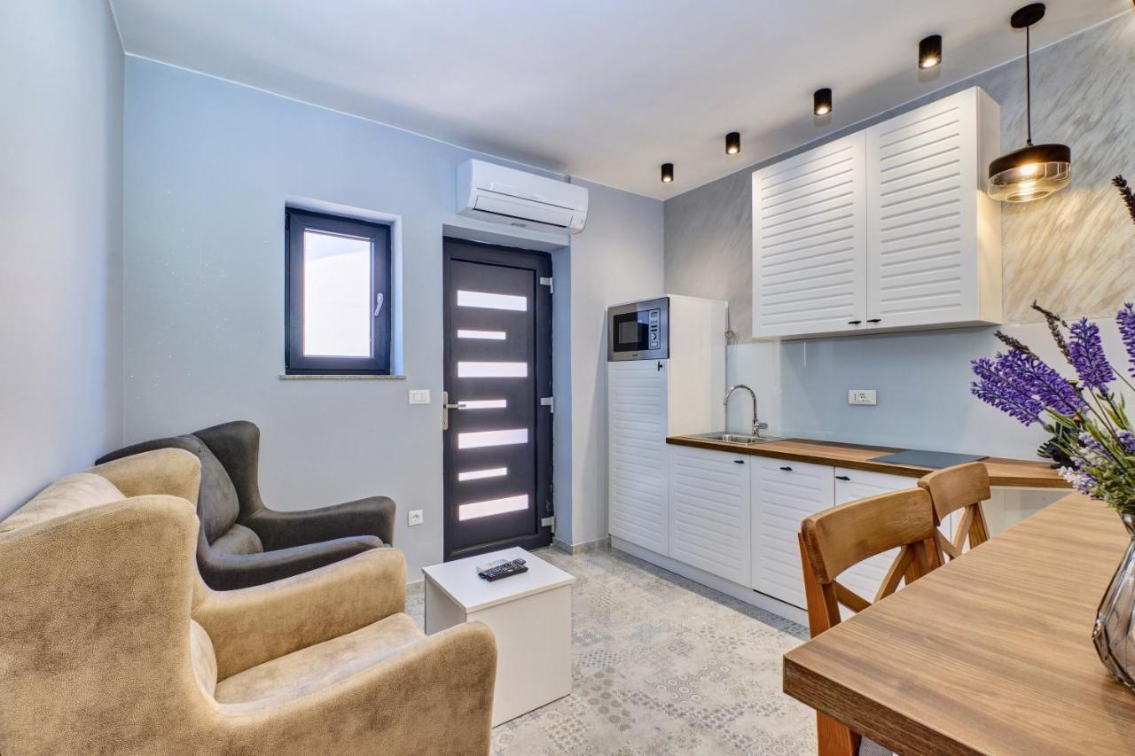 Luxury Apartments Mali Losinj Exterior photo